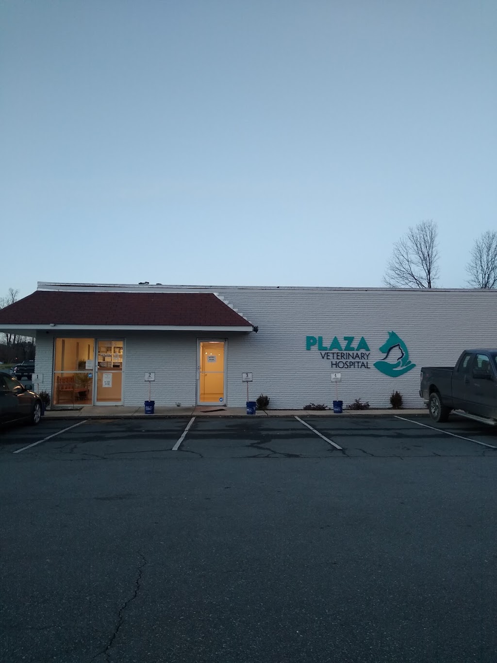 Plaza Veterinary Hospital | 2655 Ramada Rd, Burlington, NC 27215, USA | Phone: (336) 229-5376