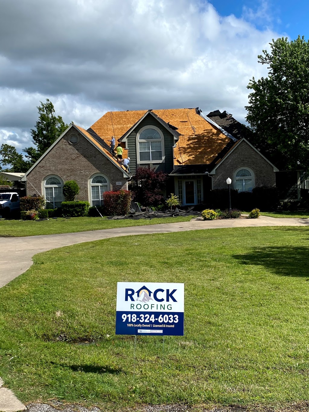 Rock Roofing, LLC | 807 E A St #101, Jenks, OK 74037, USA | Phone: (918) 324-6033