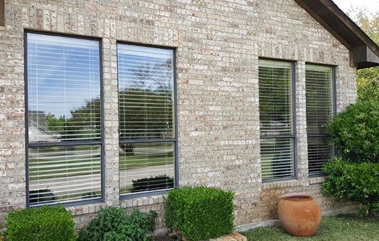 Lakeside Glass & Mirror | 7861-B Tudor Ln B, Argyle, TX 76226, USA | Phone: (469) 773-3753