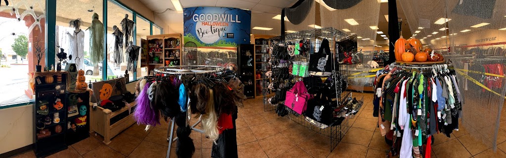 Goodwill Southern California Store & Donation Center | 1120 W 6th St, Corona, CA 92882, USA | Phone: (951) 582-9362