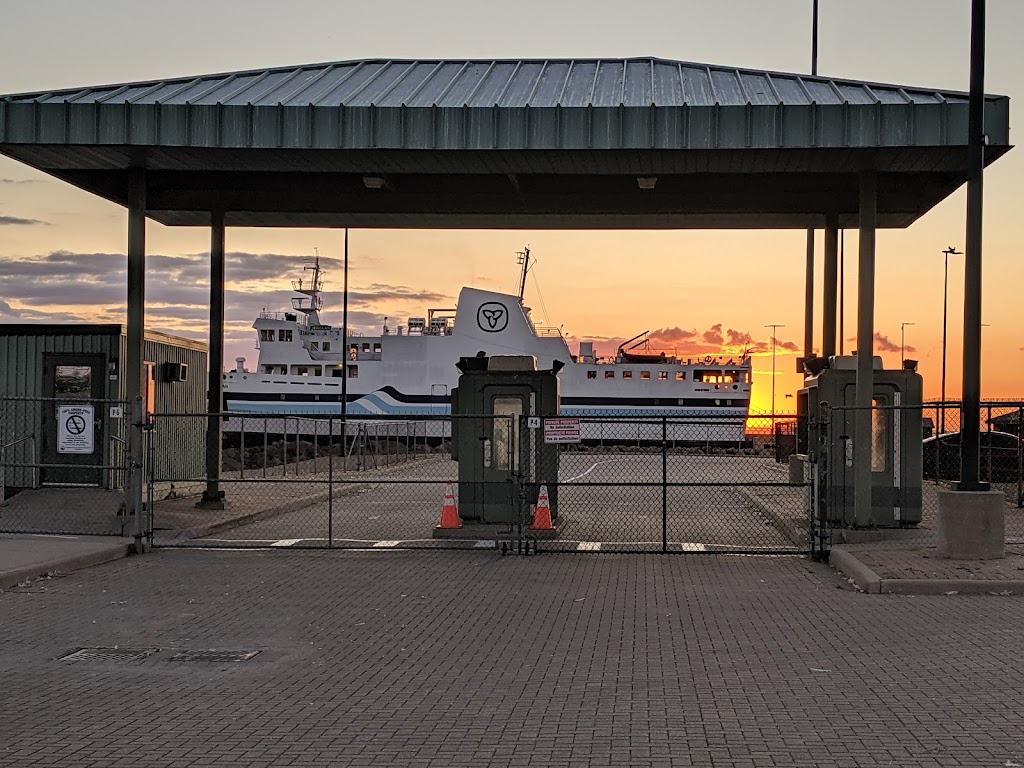 Pelee Island Ferry Service | General Delivery, Pelee Island, ON N0R 1M0, Canada | Phone: (519) 724-2115