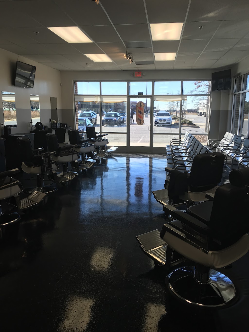 The Barber Shop Lounge | 5400 W Fayetteville Rd #100, College Park, GA 30349, USA | Phone: (706) 352-8339