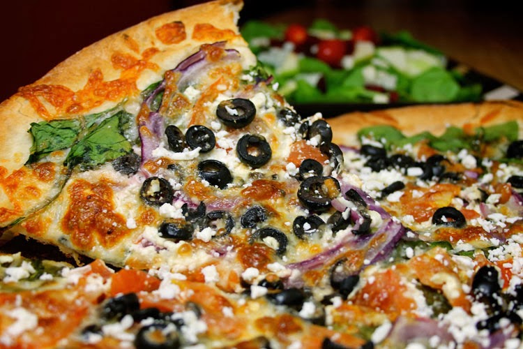 Rosies Pizzeria | 305 Pond St, Braintree, MA 02184, USA | Phone: (781) 843-3168