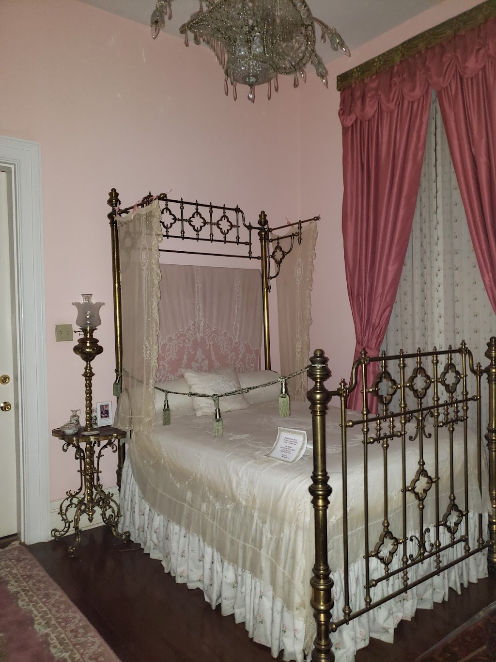 Milbank Historic House Bed & Breakfast | 3045 Bank St, Jackson, LA 70748, USA | Phone: (225) 634-5901