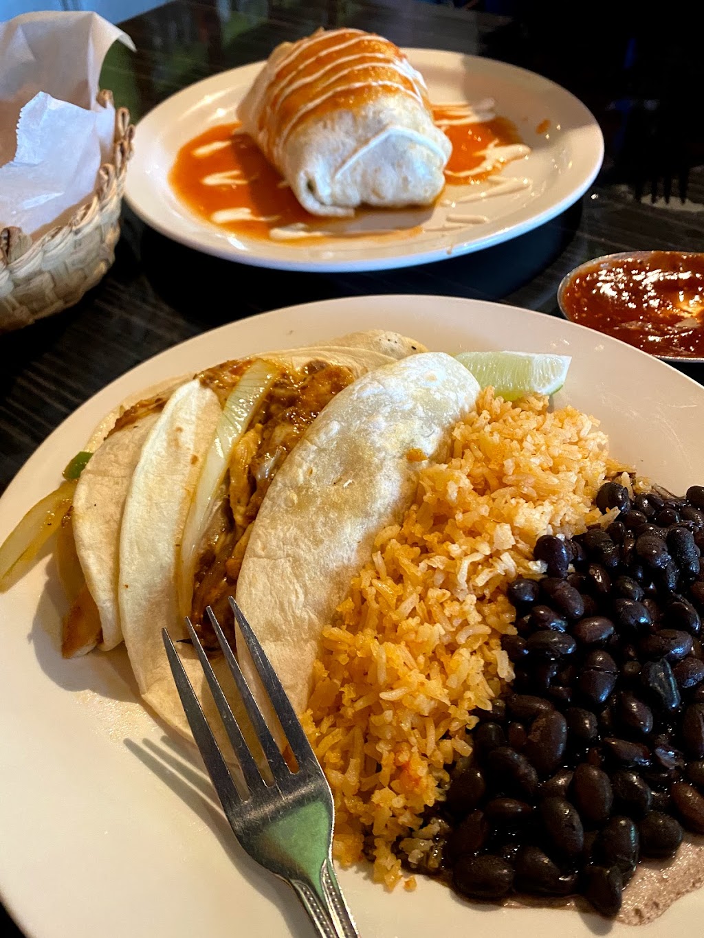 Hecho En Mexico Restaurant | 6001 W William Cannon Dr # 301, Austin, TX 78749, USA | Phone: (512) 301-0060