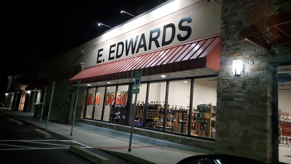 E. Edwards Workwear | 3520 S Noland Rd suite a, Independence, MO 64055, USA | Phone: (816) 278-1334