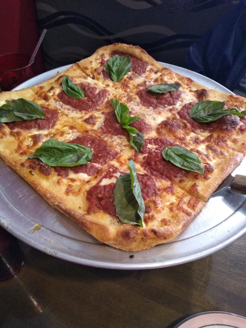 Vinnys Pizzeria & Restaurant | 2169 N Hercules Ave, Clearwater, FL 33763, USA | Phone: (727) 240-1774