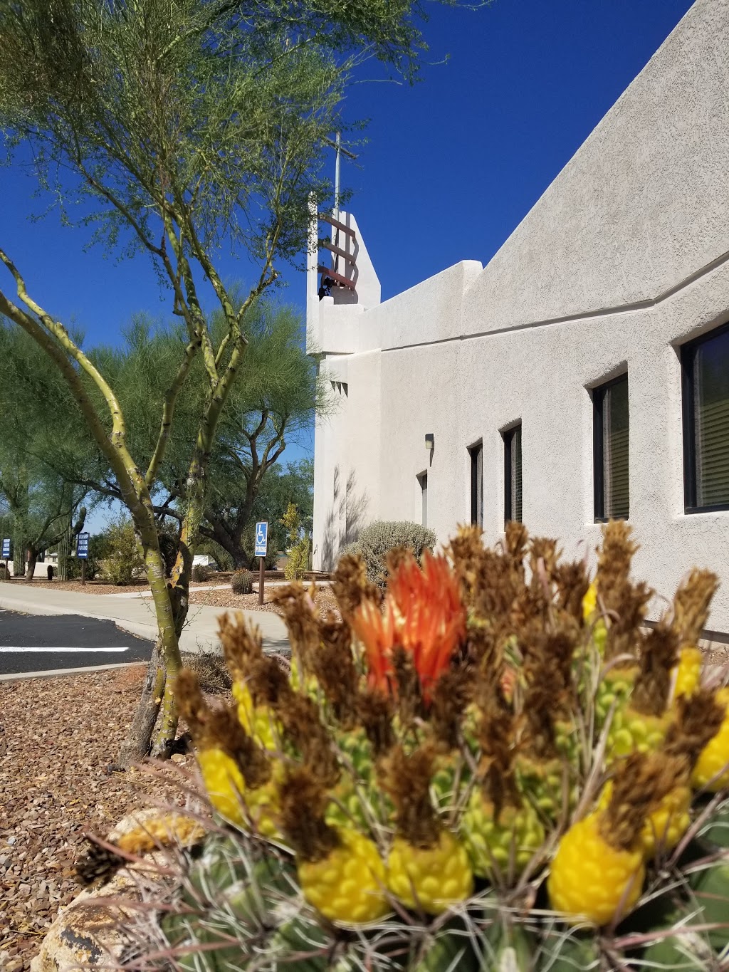 Beautiful Savior Lutheran Church | 7570 N Thornydale Rd, Tucson, AZ 85741, USA | Phone: (520) 744-2665