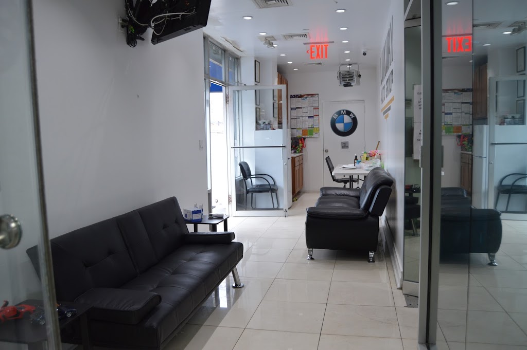 Luxury Auto Group NY | 401 E 175th St, Bronx, NY 10457, USA | Phone: (929) 263-1065