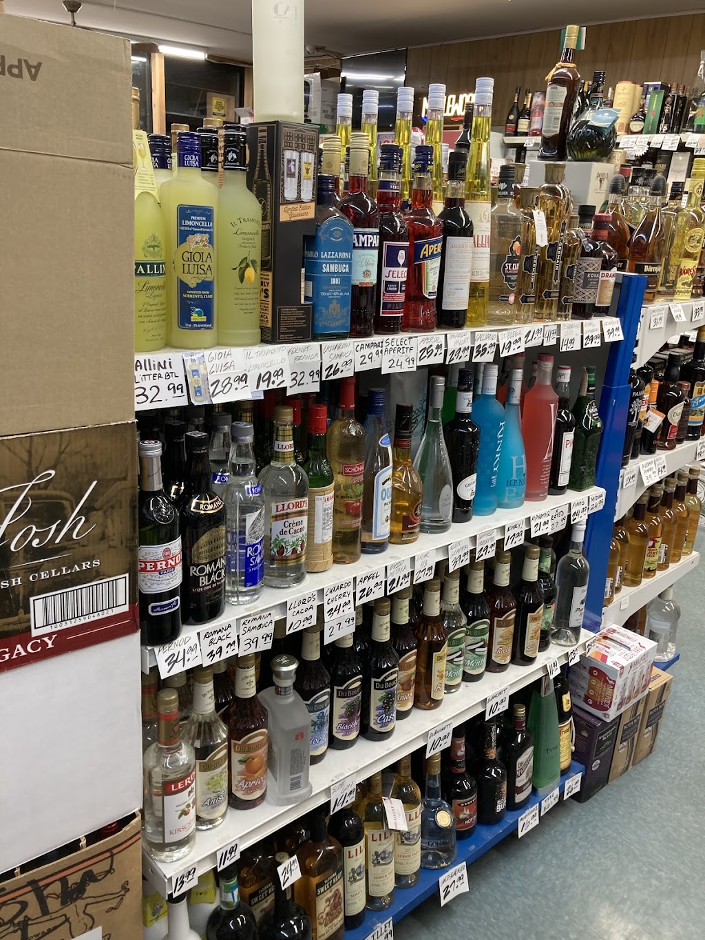 Family Wine & Liquor | 18707 Dixie Hwy #3902, Homewood, IL 60430, USA | Phone: (708) 798-2168