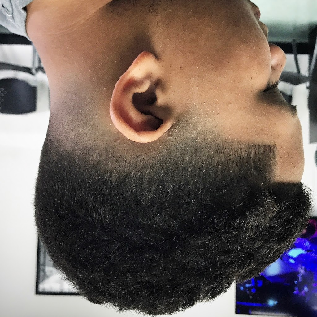 Mane Coarse Barbershop | 11188 Old Saint Charles Rd, St Ann, MO 63074, USA | Phone: (314) 218-8015