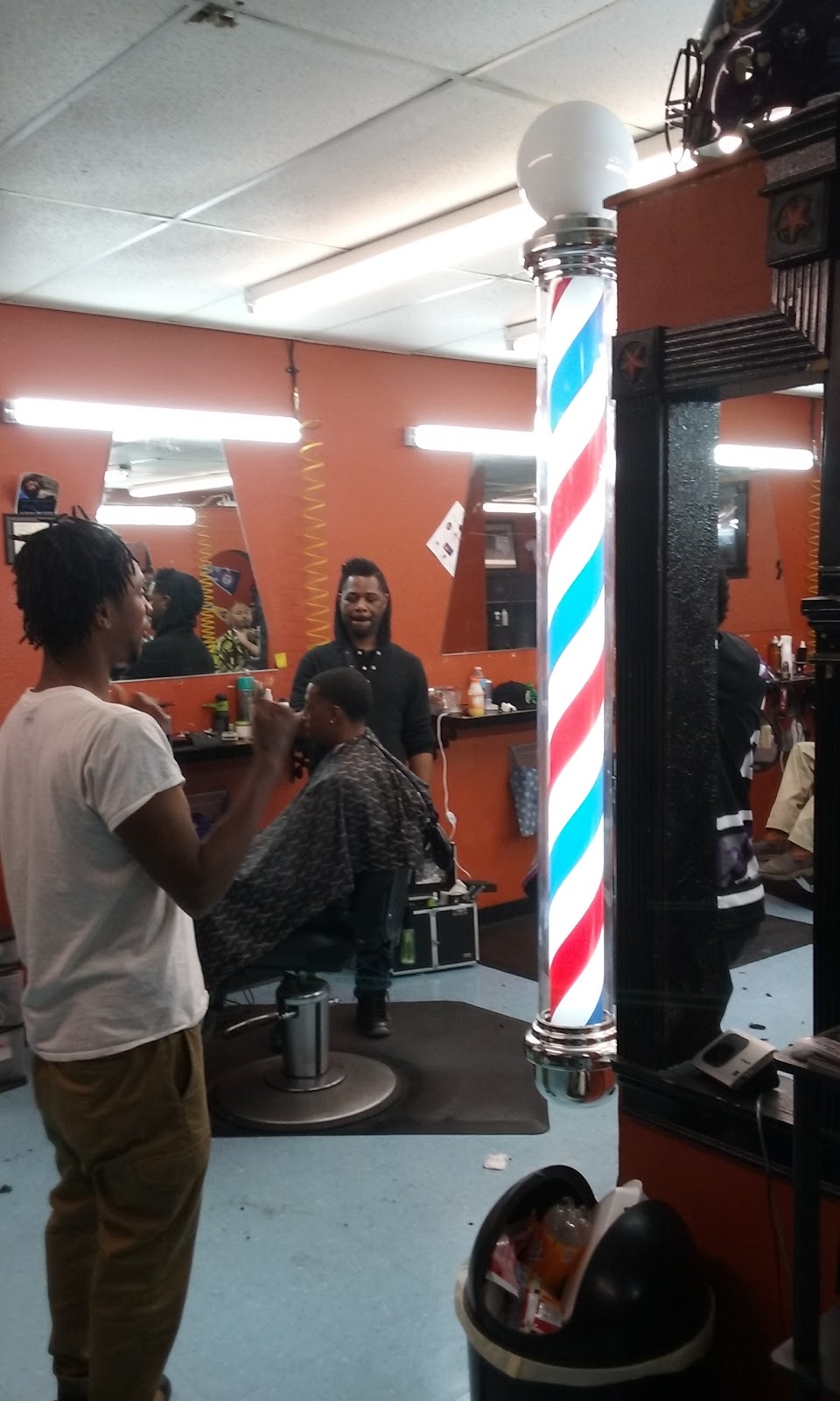 Barber All Stars | 5613 McCart Ave, Fort Worth, TX 76133, USA | Phone: (817) 484-6844