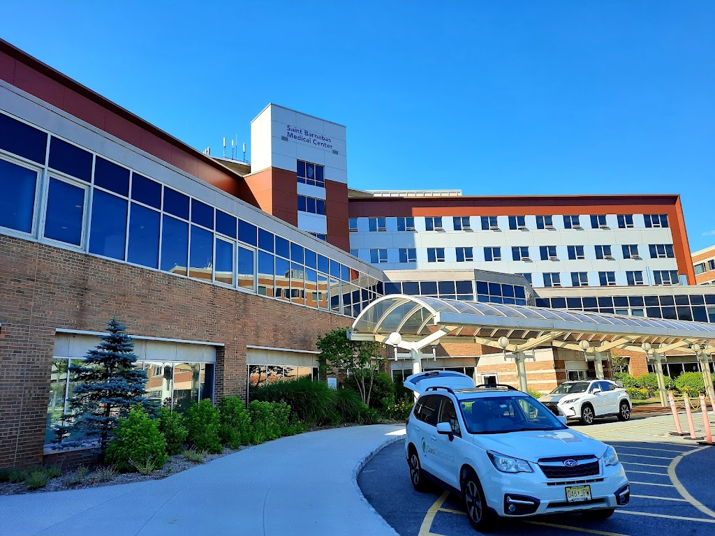 Saint Barnabas Medical Center: Emergency Room | 94 Old Short Hills Rd, Livingston, NJ 07039, USA | Phone: (973) 322-5180