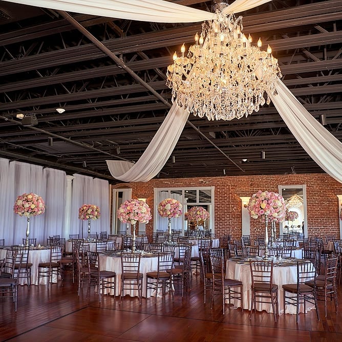 Elegant Weddings by Lisa | 12171 Beach Blvd, Jacksonville, FL 32246, USA | Phone: (904) 268-1429