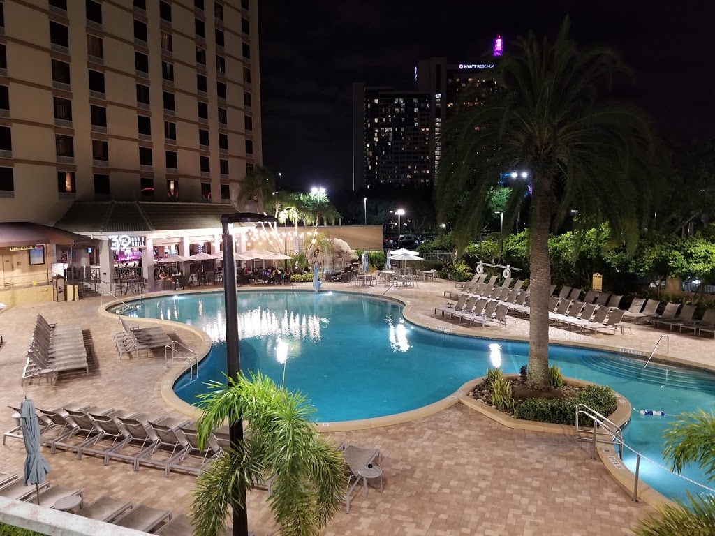 Rosen Plaza Hotel | 9700 International Dr, Orlando, FL 32819, USA | Phone: (407) 996-9700