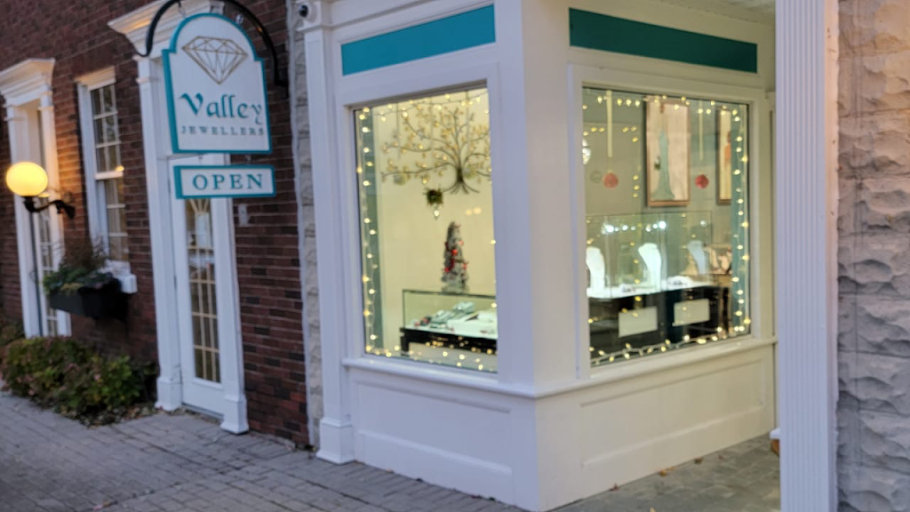 Valley Jewellers | 3836 Main St #7, Jordan Station, ON L0R 1S0, Canada | Phone: (905) 562-0002