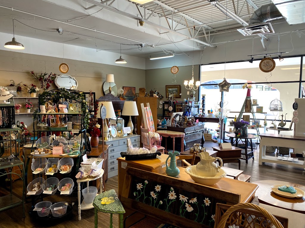 Colorado Vintage and Art Market | 9126 W Bowles Ave #2c, Littleton, CO 80123, USA | Phone: (303) 868-6502