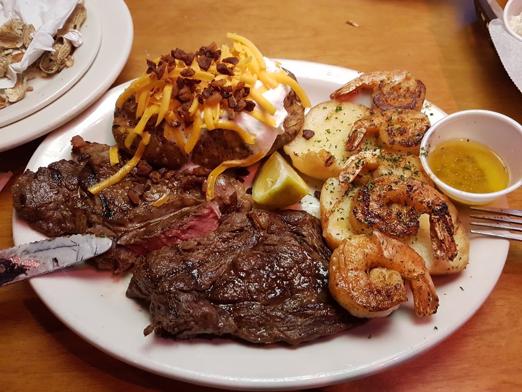 Texas Roadhouse | 20201 13 Mile Rd, Roseville, MI 48066, USA | Phone: (586) 294-0838