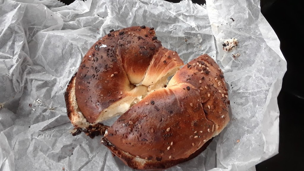 Wonder Bagels | Crossing Center, 311 Bayonne Crossing Way, Bayonne, NJ 07002, USA | Phone: (201) 339-5042