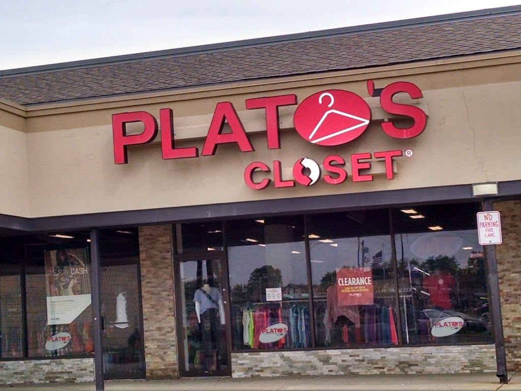 Platos Closet | 158 Roosevelt Rd, Villa Park, IL 60181, USA | Phone: (630) 833-0200