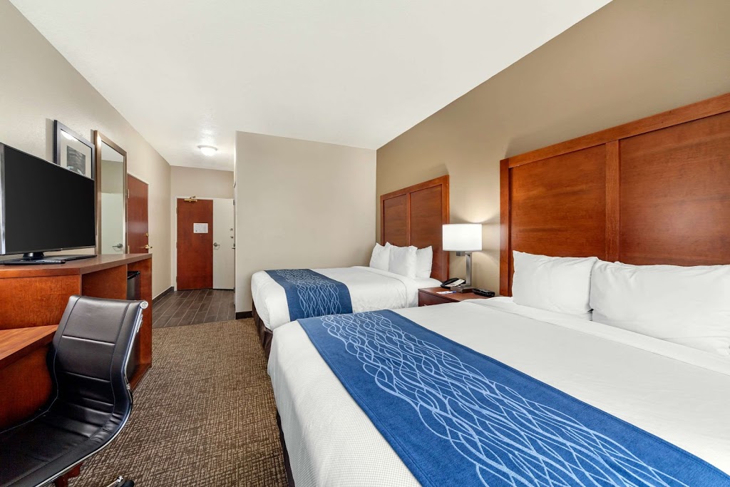 Comfort Inn Oklahoma City South - I-240 | 7601 C A Henderson Blvd, Oklahoma City, OK 73139, USA | Phone: (405) 631-3111