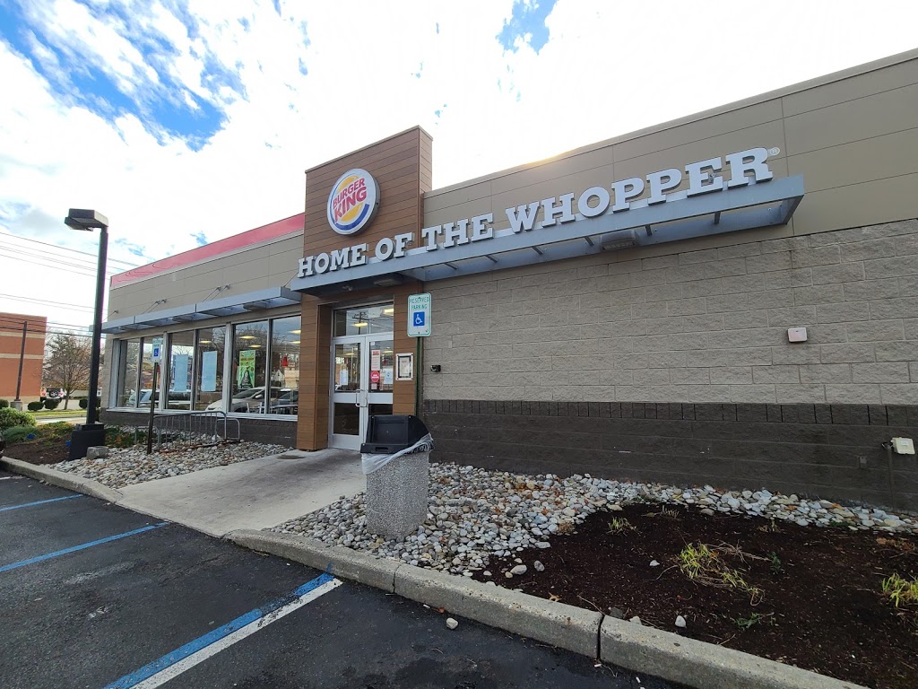 Burger King | 250 N Washington Ave, Bergenfield, NJ 07621, USA | Phone: (201) 384-3726