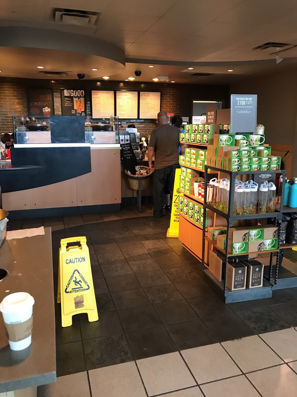 Starbucks | 2000 W Edgerton Rd, Broadview Heights, OH 44147, USA | Phone: (440) 546-7744