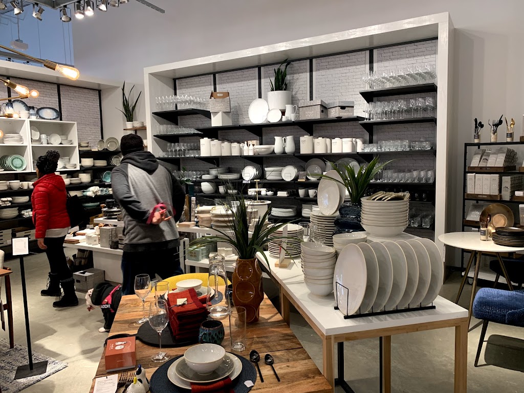 west elm | 411 Park Ave Ste 135, Beachwood, OH 44122, USA | Phone: (216) 378-9220