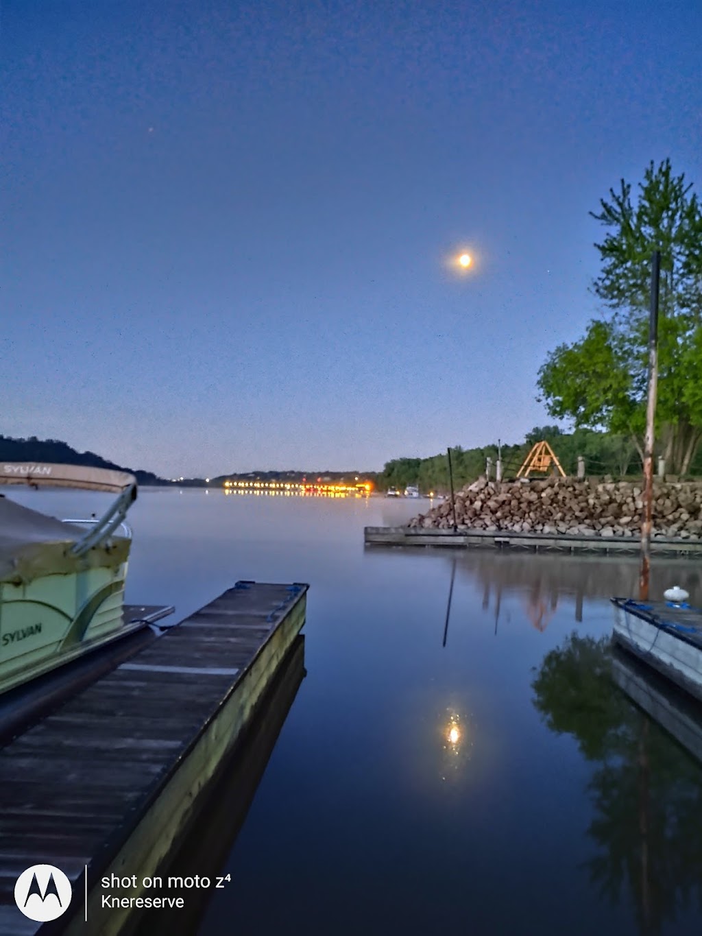 Ole Sawmill Marina & Boat Rentals | 2009 Lake St, Stillwater, MN 55082, USA | Phone: (651) 231-2025