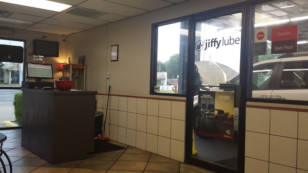 Jiffy Lube | 2111 West Washington St S, Broken Arrow, OK 74012, USA | Phone: (918) 451-0550