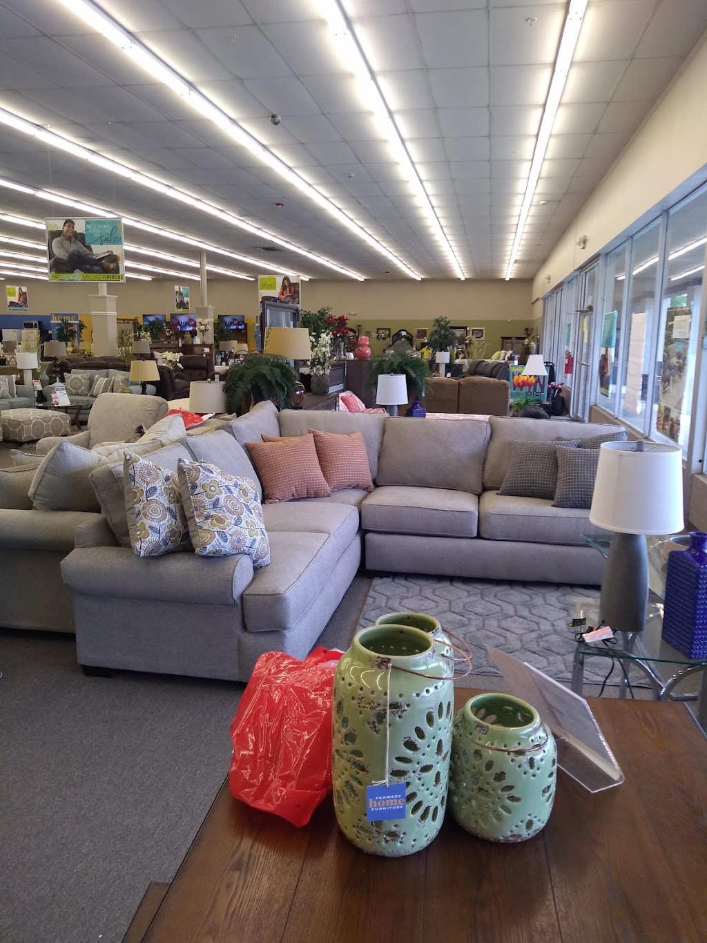 Farmers Home Furniture | 7480 Parkway Dr #120, Leeds, AL 35094, USA | Phone: (205) 702-4280