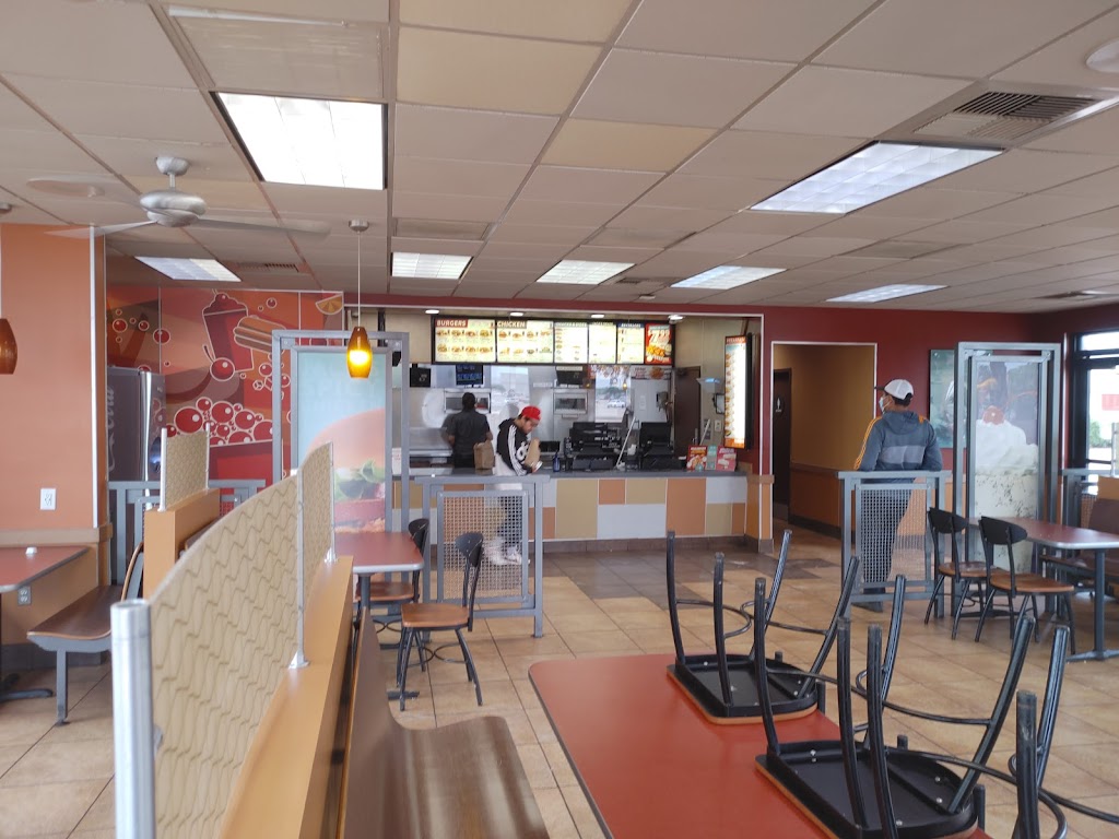 Jack in the Box | 110 W Katherine P Rains Dr, Cleburne, TX 76033, USA | Phone: (817) 202-0145