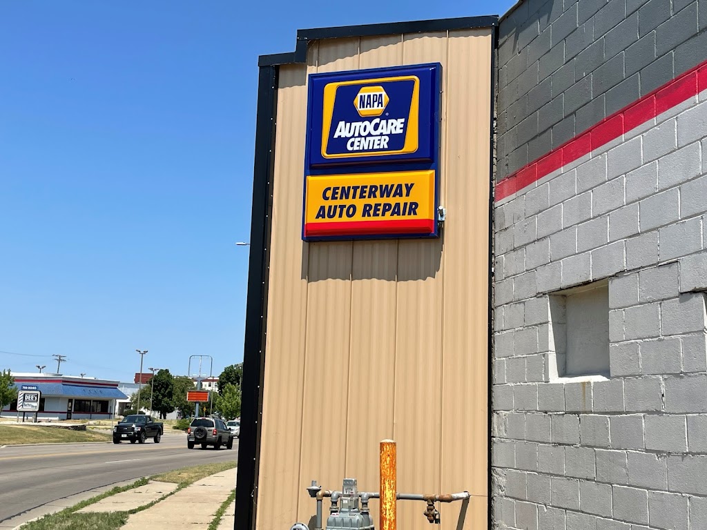 Centerway Auto Repair Inc | 509 W Centerway, Janesville, WI 53548, USA | Phone: (608) 757-2070