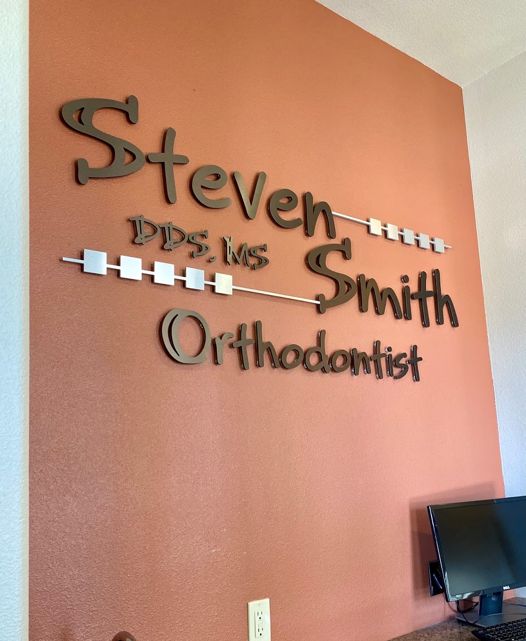 Steven W. Smith DDS, MS, Orthodontist | 100 N Lakeline Blvd, Cedar Park, TX 78613, USA | Phone: (512) 219-1389