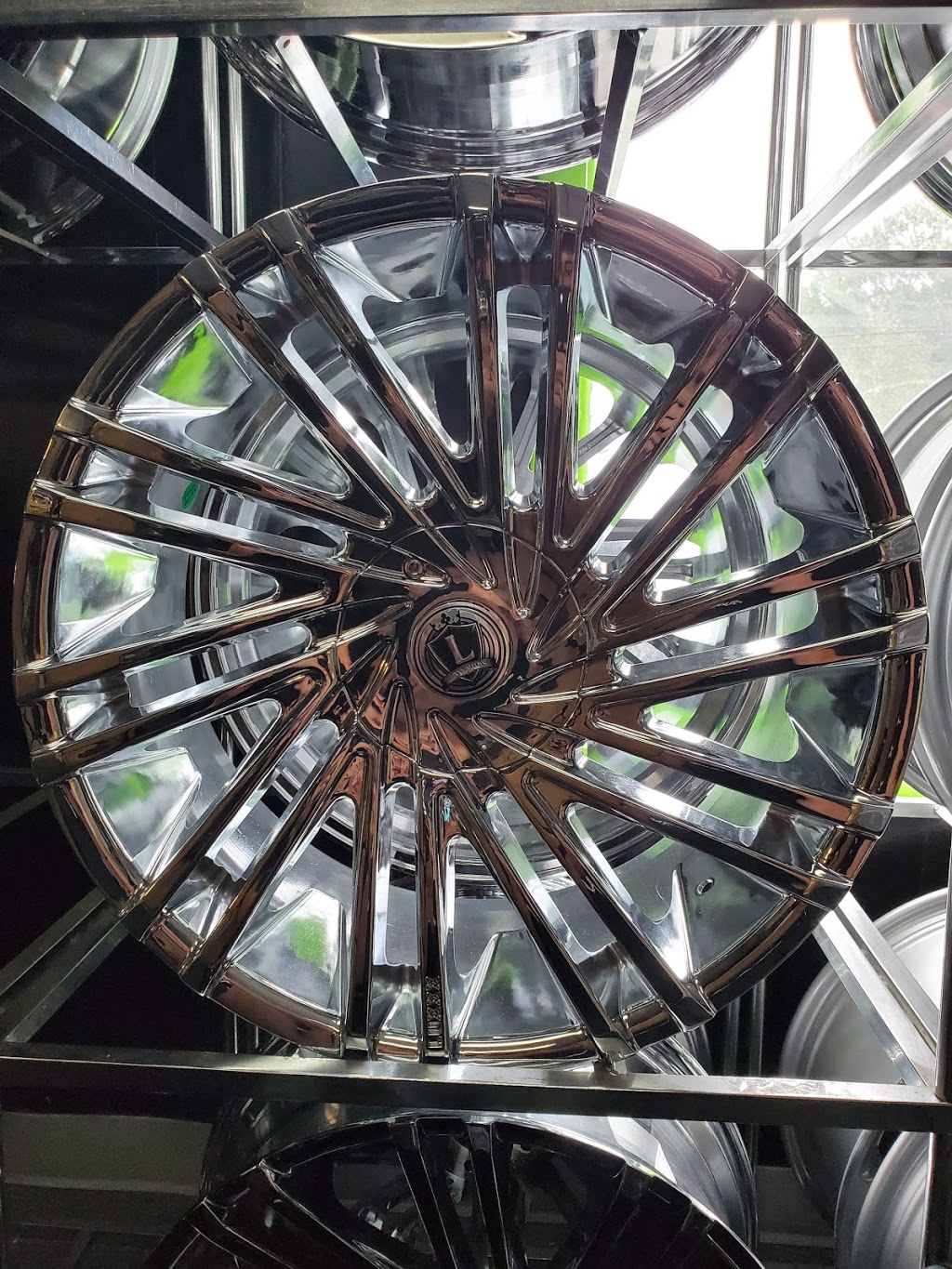 #Chrome Wheels & Tires | 7524 Jefferson Davis Hwy, Richmond, VA 23237, USA | Phone: (804) 562-2133