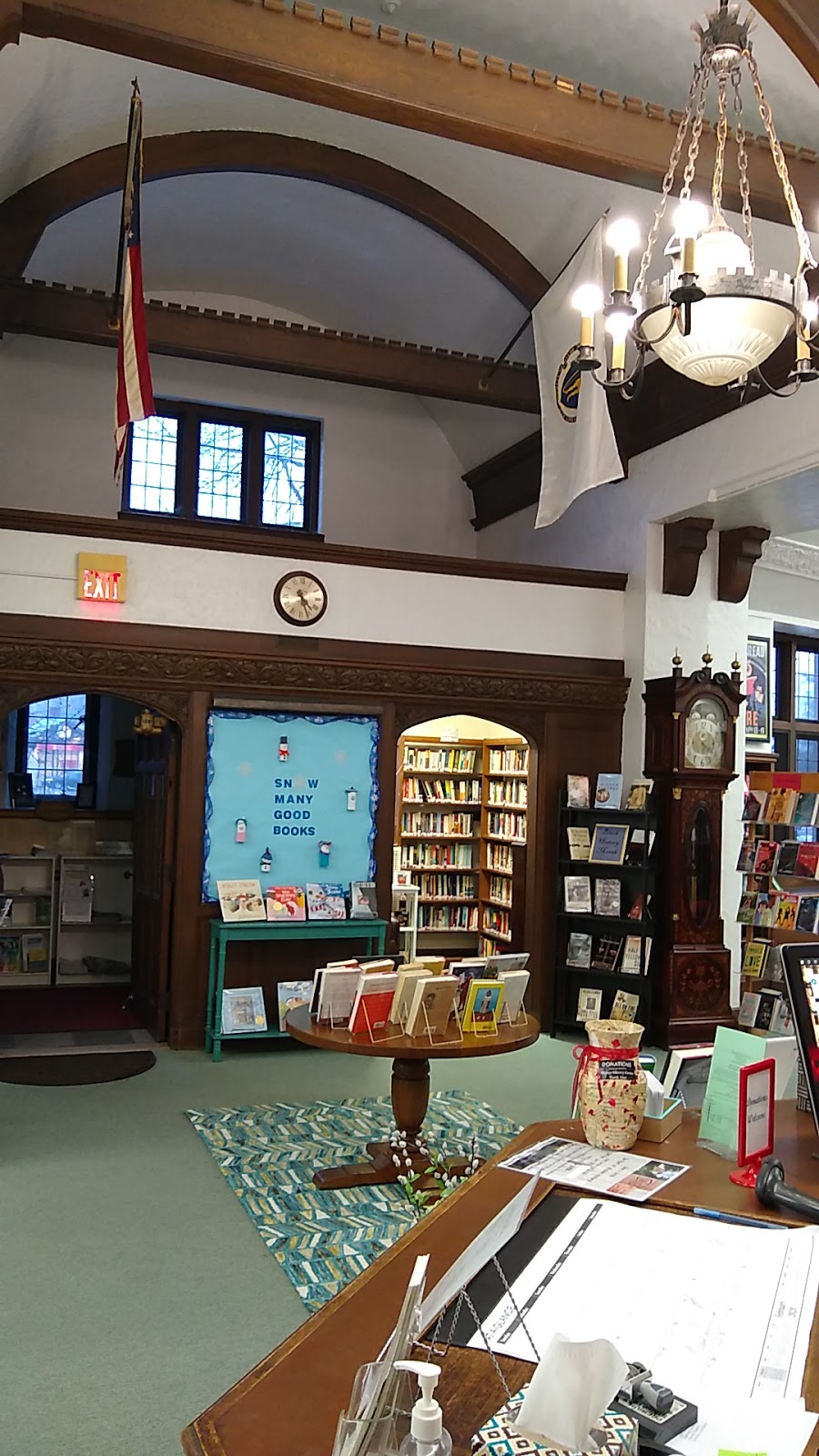 Waban Library Center | 1608 Beacon St, Waban, MA 02468, USA | Phone: (617) 244-0700