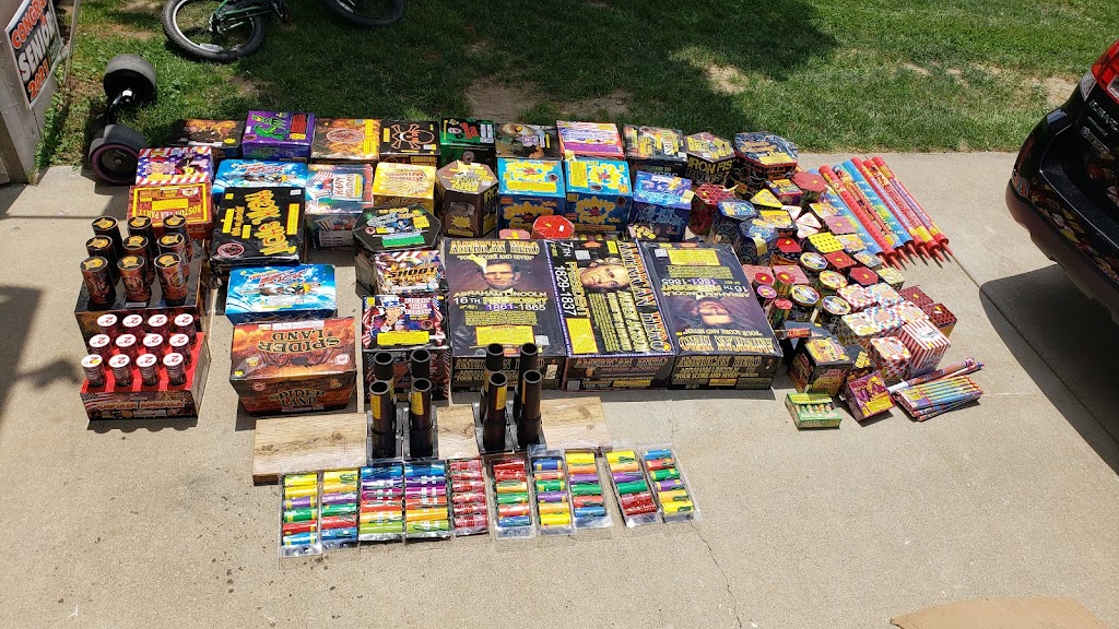 Shelton Fireworks | 1882 Harrison Brookville Rd, West Harrison, IN 47060, USA | Phone: (812) 637-9444