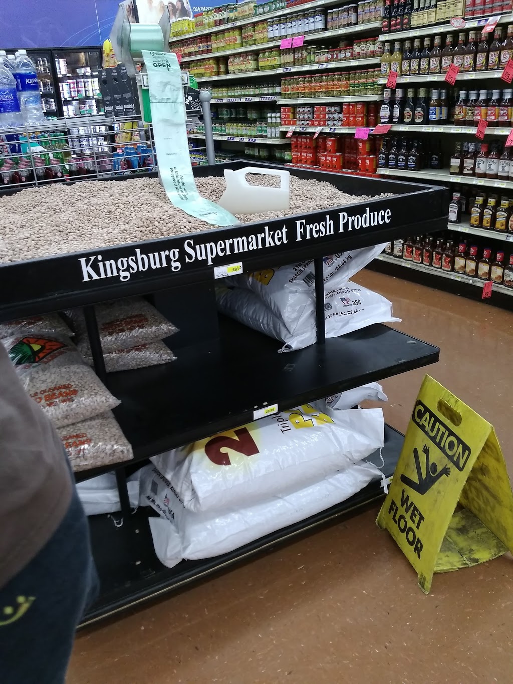 Kingsburg Super Market | 1367 Marion St, Kingsburg, CA 93631, USA | Phone: (559) 897-5827