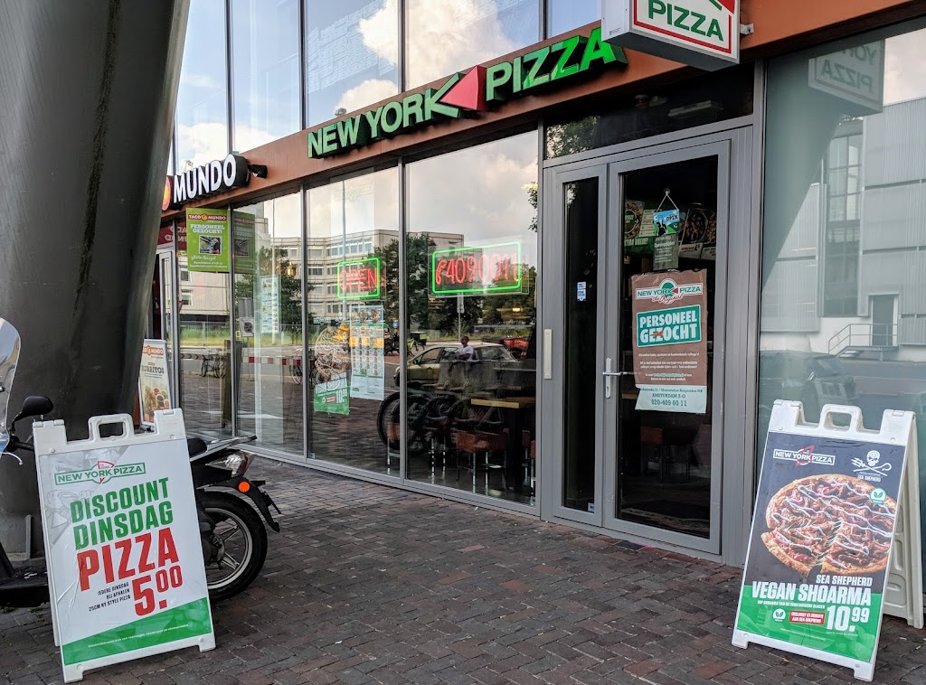 New York Pizza | Hoekenrode 12, 1102 BR Amsterdam, Netherlands | Phone: 020 226 0044