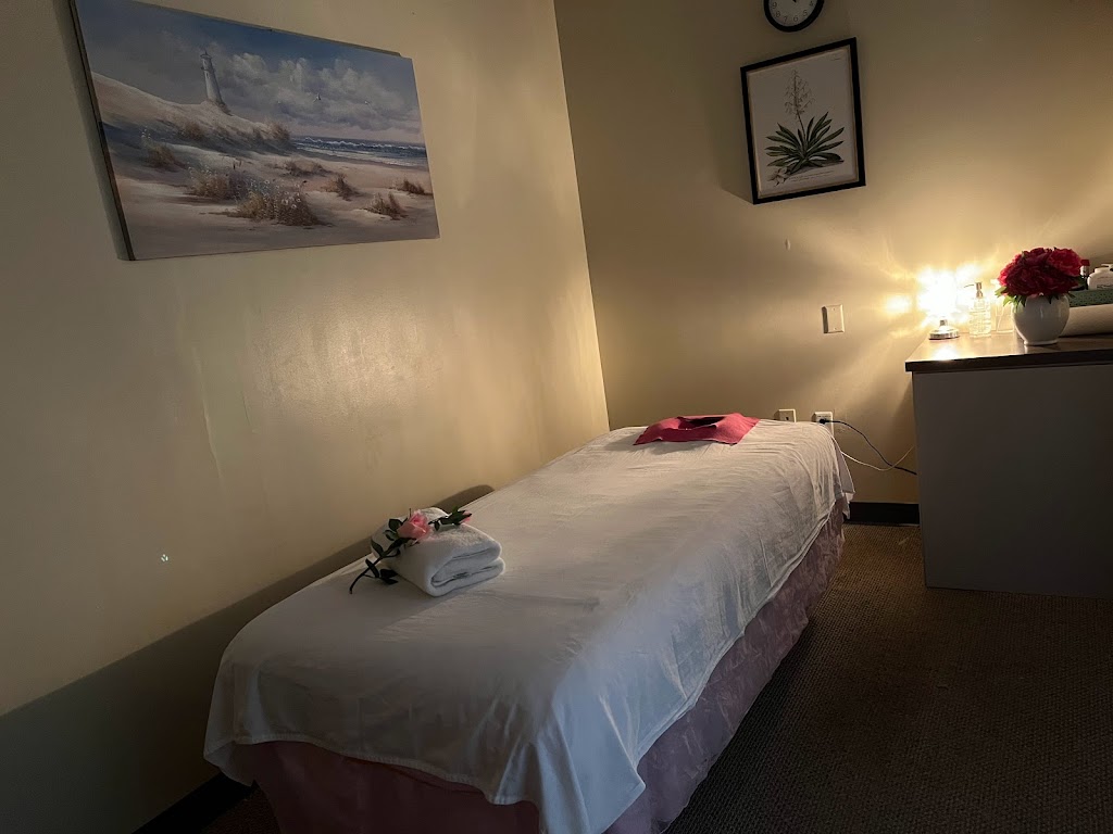 My Sunshine Spa massage | 1702 N Woodland Blvd, DeLand, FL 32720, USA | Phone: (386) 343-9117