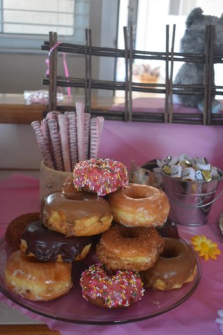 Upland Donuts | 1627 N Mountain Ave, Upland, CA 91784, USA | Phone: (909) 946-8198