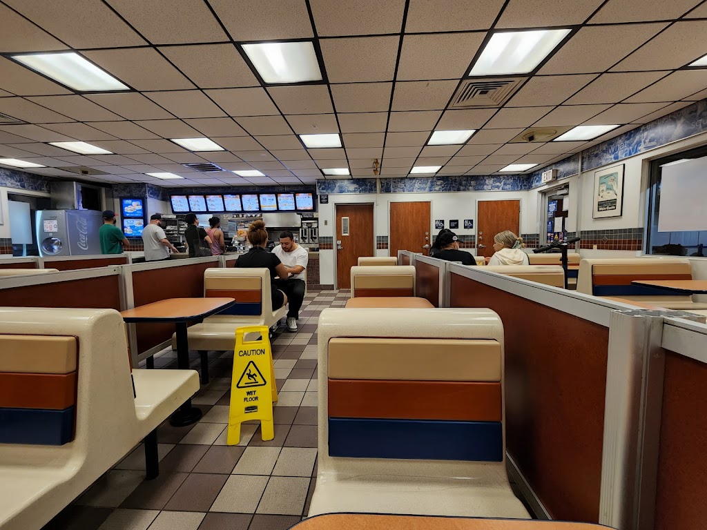 White Castle | 89-03 57th Ave, Queens, NY 11373, USA | Phone: (718) 426-0618