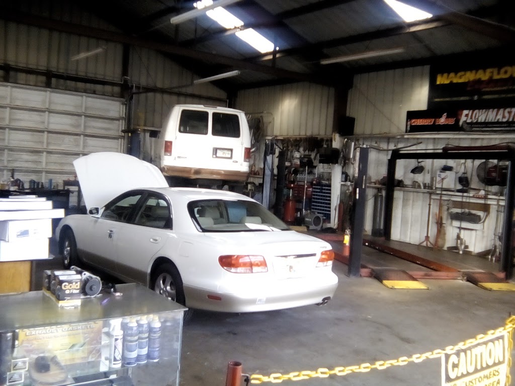 Exhaust Solutions and Auto Repair | 2416 NE US Hwy 301 N, Ellenton, FL 34222, USA | Phone: (941) 729-1177