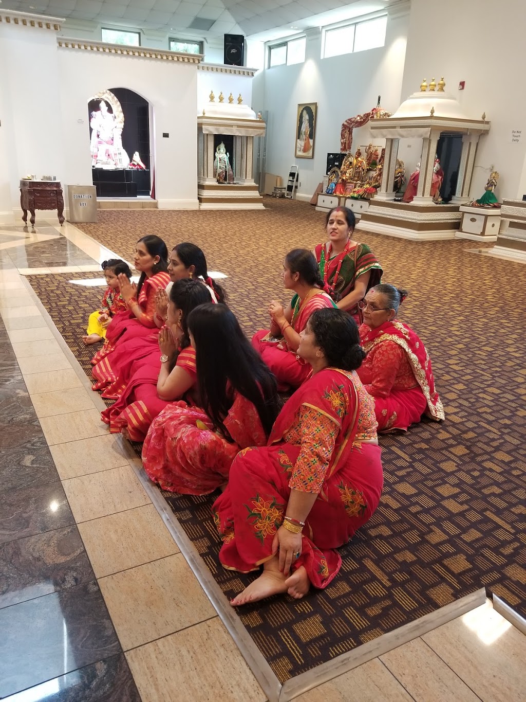 The Hindu Temple of Birmingham | 200 N Chandalar Dr Apt#1, Pelham, AL 35124, USA | Phone: (205) 621-1155