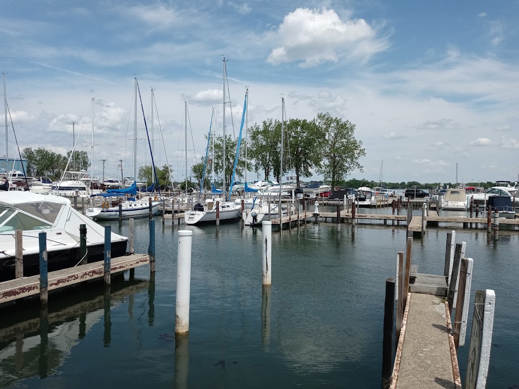 Gibraltar Boat Yard, Inc | 28731 N Gibraltar Rd #3, Rockwood, MI 48173, USA | Phone: (734) 676-3177