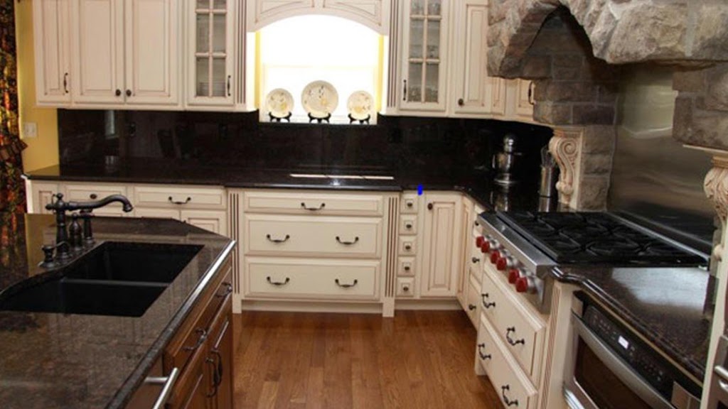 Kitchens By Valerie | 3359 Drysdale Ct, Edwardsville, IL 62025, USA | Phone: (618) 288-0800