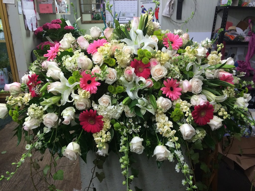 Main Street Florist | 114 N Main St, Columbiana, AL 35051, USA | Phone: (205) 669-3331