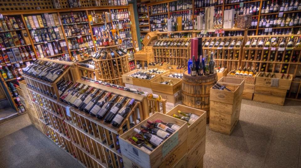 Glenville Wine & Spirits | 15 Glenville St, Greenwich, CT 06831, USA | Phone: (203) 531-7923