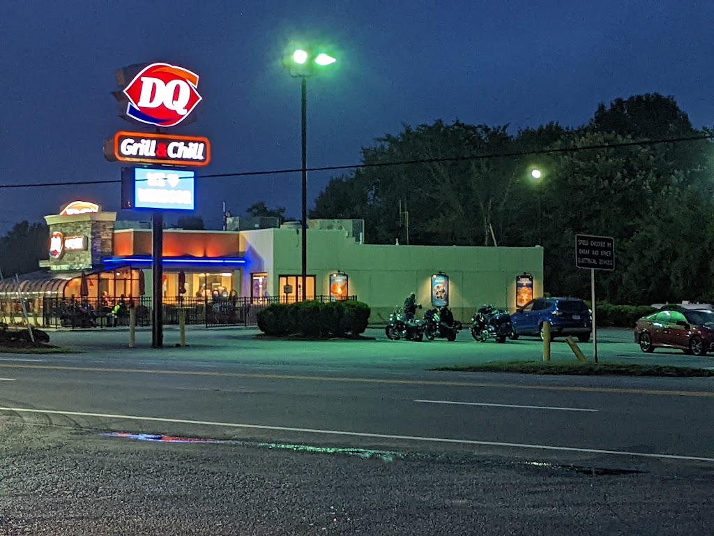 Dairy Queen Grill & Chill | 61 W Windsor Blvd, Windsor, VA 23487, USA | Phone: (757) 242-6446