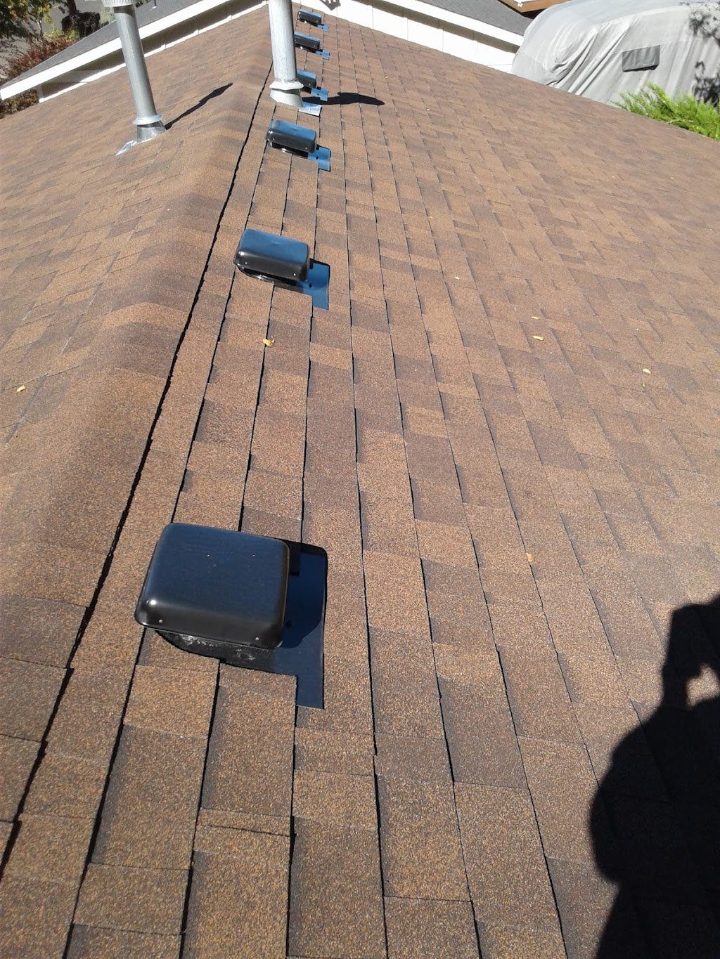 Martin Gutters & Roofing | 23520 NE Hyland Dr, Newberg, OR 97132, USA | Phone: (503) 538-1987